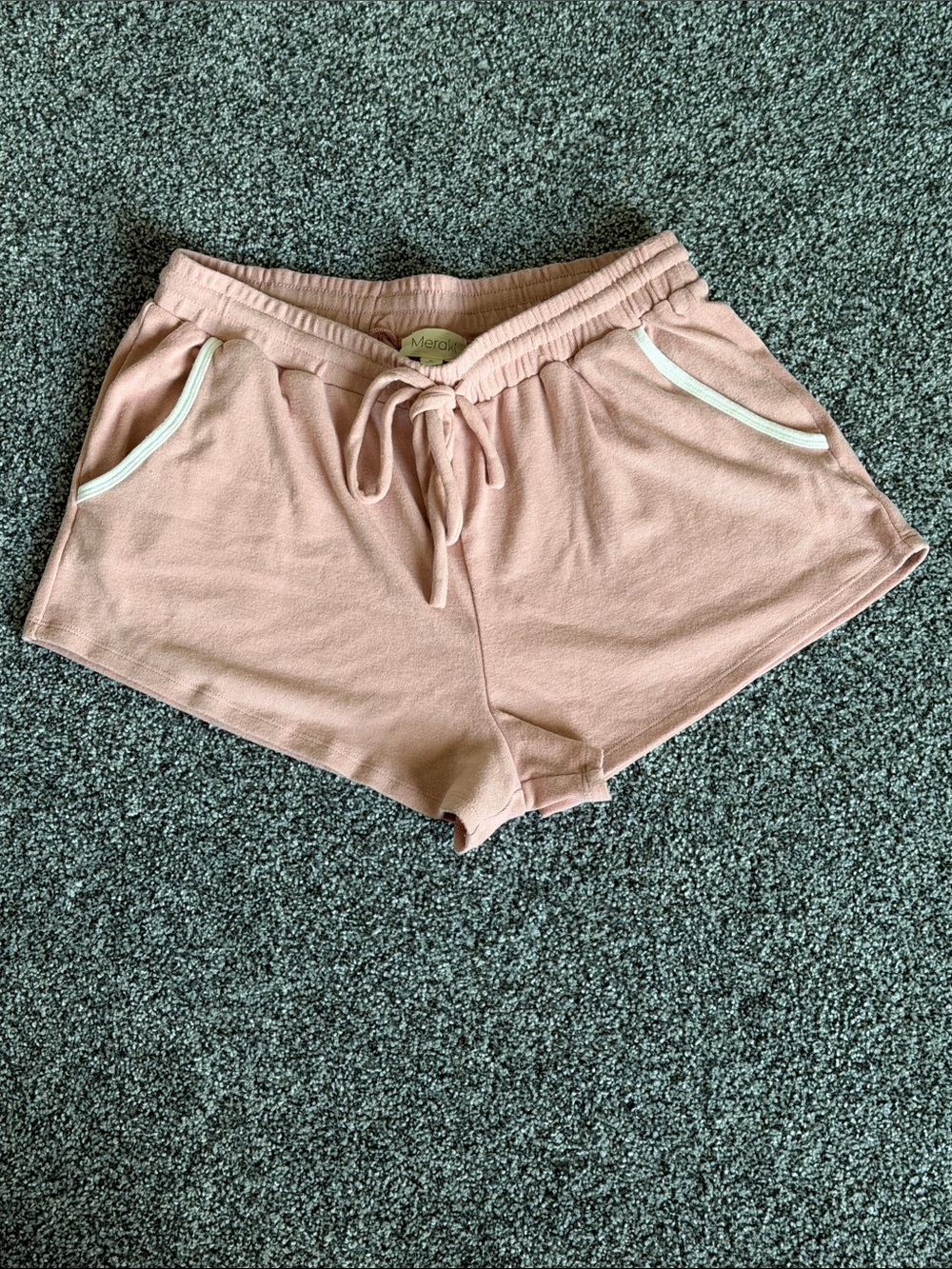 Meraki pink and white comfy shorts size large